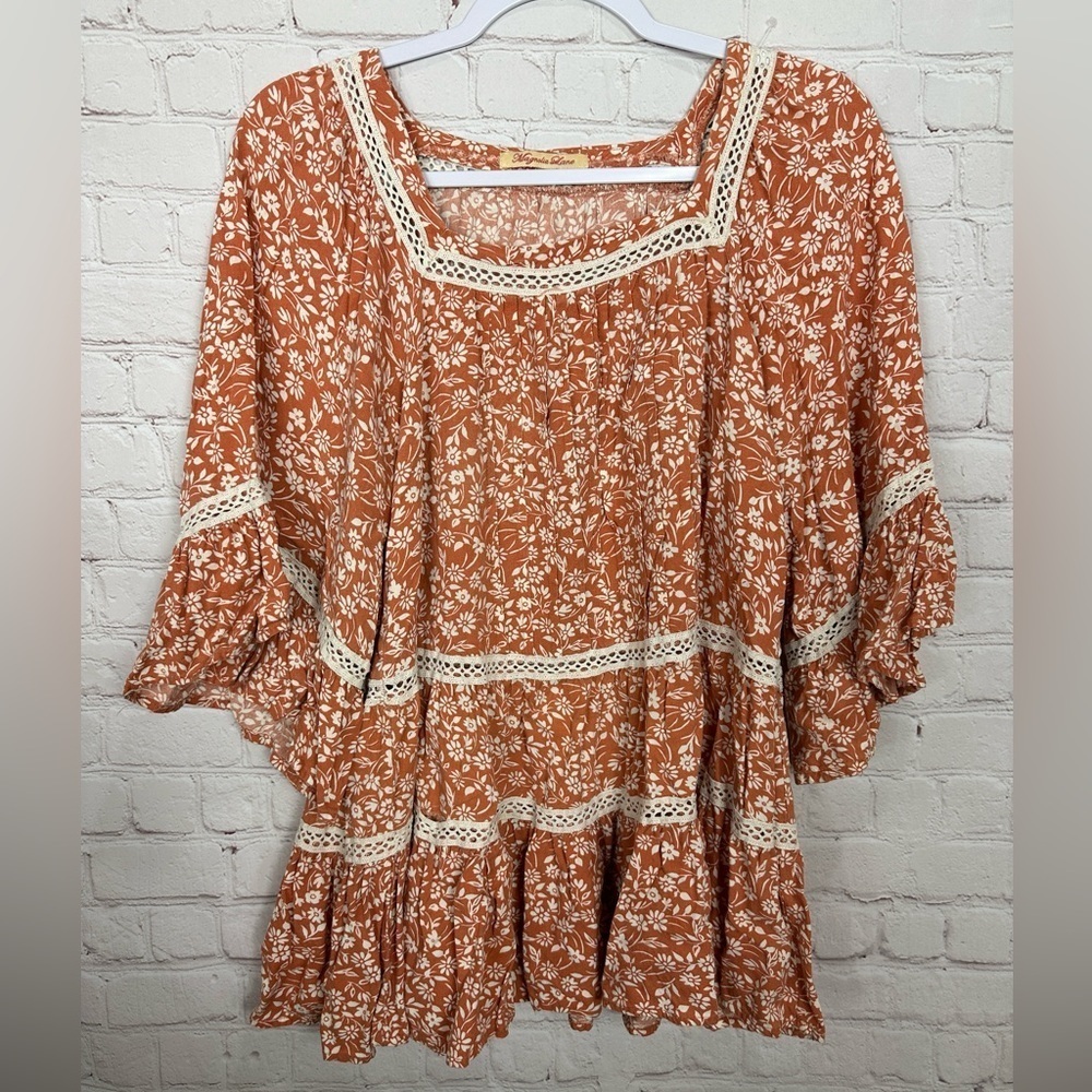 Magnolia Lane boho tiered pleated lace accents top‎ blouse, sz S